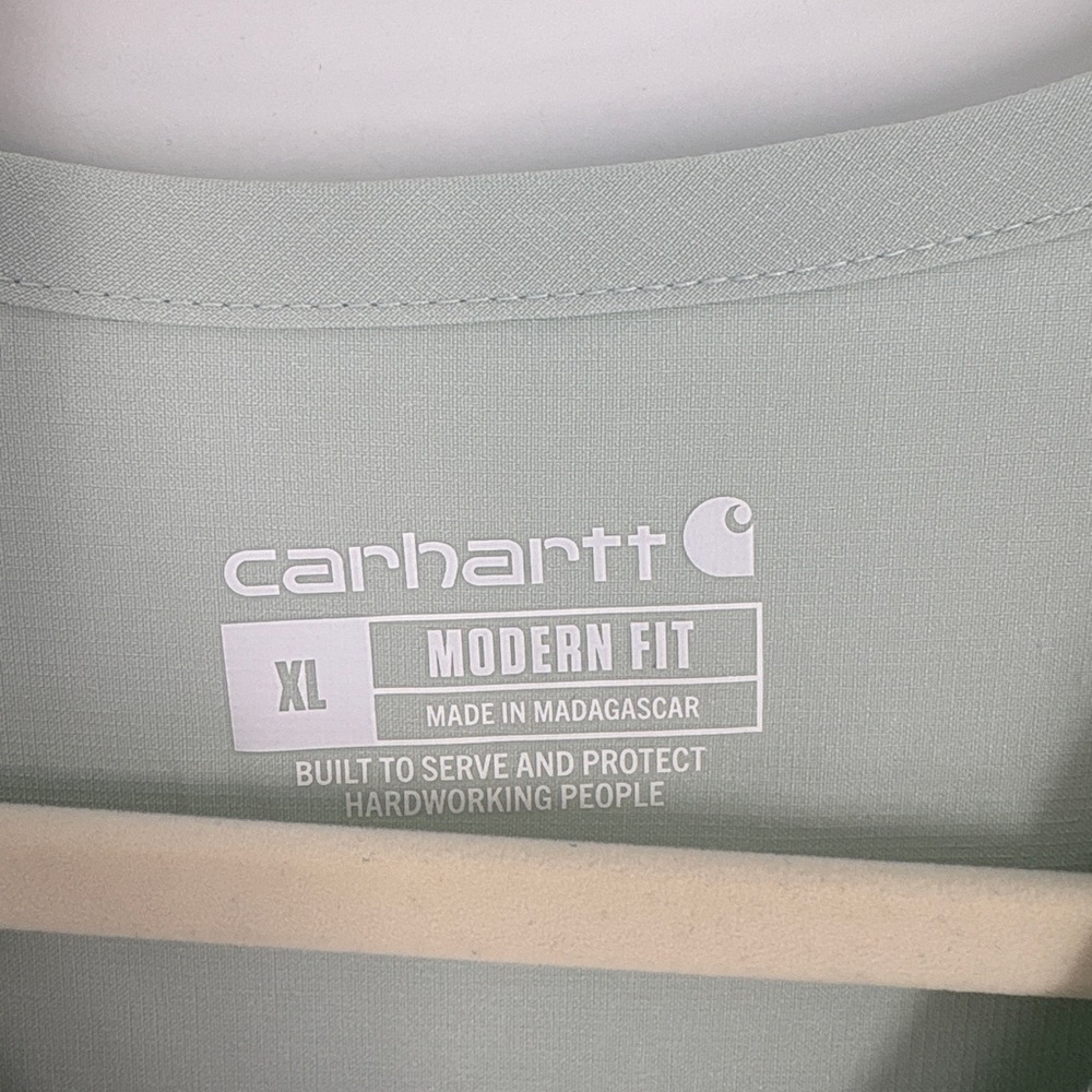 Carhartt Women’s Mint V-Neck Pocket Utility Top - Picture 3 of 7